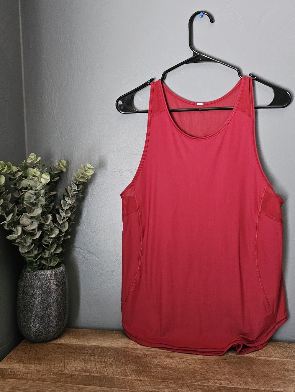 Lululemon Tank - Picture 2 of 3